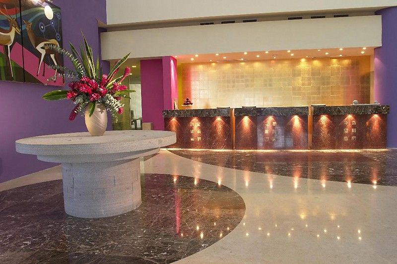 Real Inn Nuevo Laredo Exterior foto